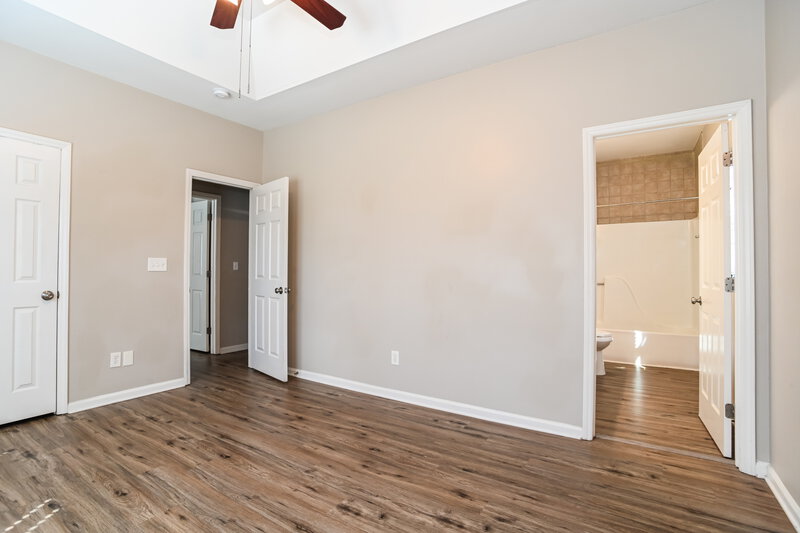 1,900/Mo, 2117 David Earl Dr Charlotte, NC 28213 Main Bedroom View