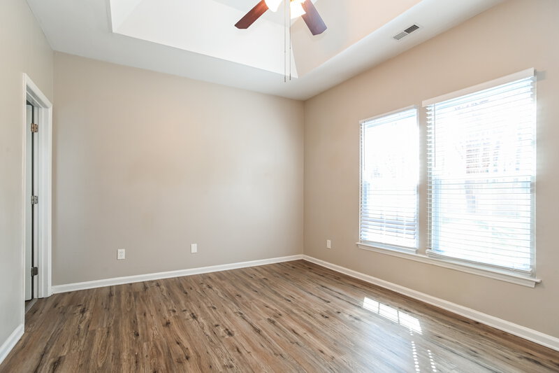 1,900/Mo, 2117 David Earl Dr Charlotte, NC 28213 Main Bedroom View 2