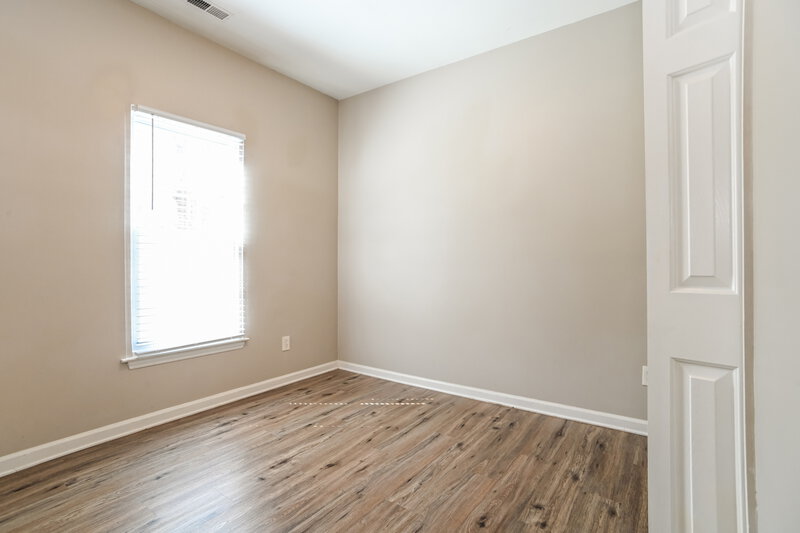 1,900/Mo, 2117 David Earl Dr Charlotte, NC 28213 Bedroom View 2