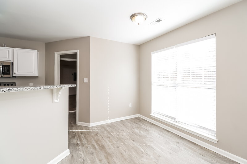 2,180/Mo, 112 Old Willow Rd Mooresville, NC 28115 Breakfast Nook View