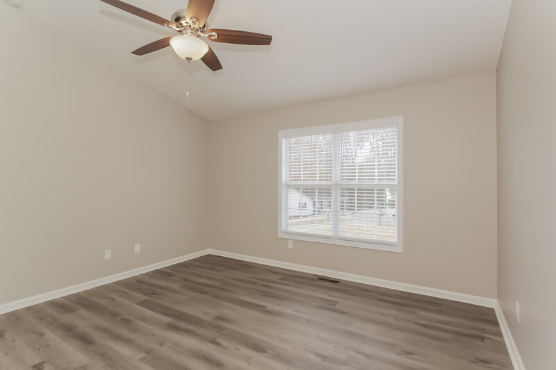 1,860/Mo, 233 Candle Ct Concord, NC 28027 Main Bedroom View