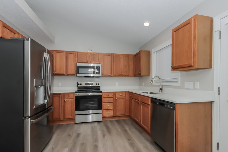 1,750/Mo, 2021 Brantley Creek Dr Kannapolis, NC 28083 Kitchen View 2