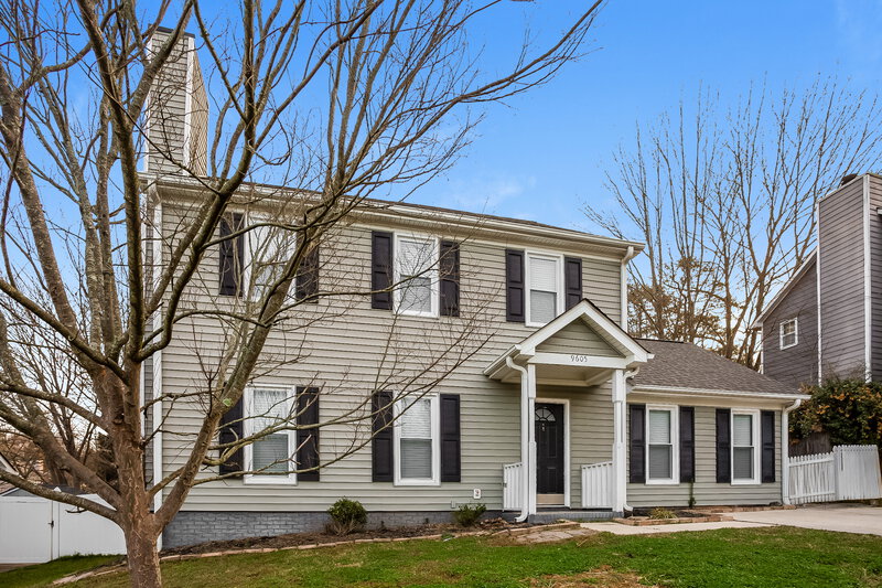 2,060/Mo, 9605 Manus Ct Matthews, NC 28105 Front View 2