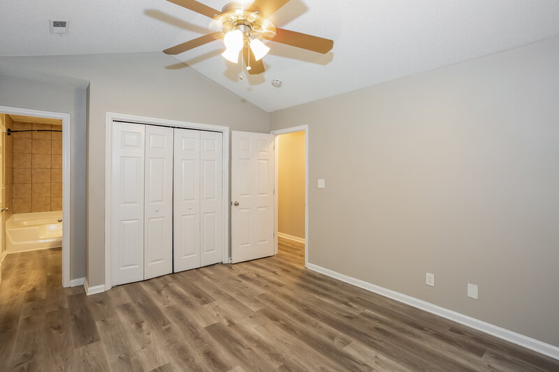 2,060/Mo, 9605 Manus Ct Matthews, NC 28105 Main Bedroom View 2