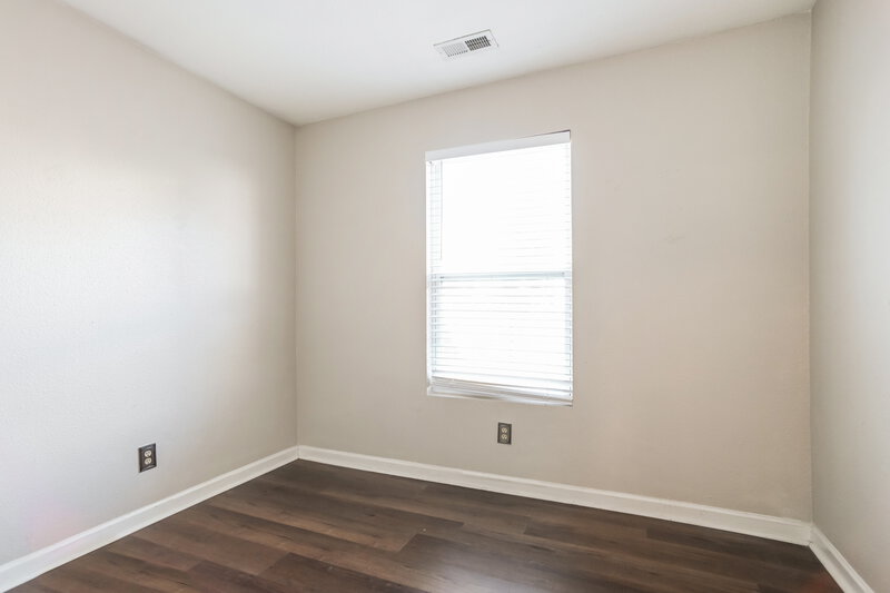 1,800/Mo, 6519 Matlea Ct Charlotte, NC 28215 Bedroom View