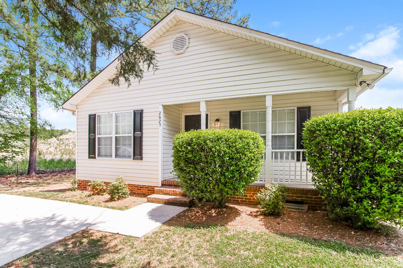 1,785/Mo, 2625 S Ridge Ave Kannapolis, NC 28083 Front View