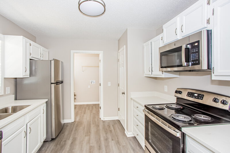 1,785/Mo, 2625 S Ridge Ave Kannapolis, NC 28083 Kitchen View