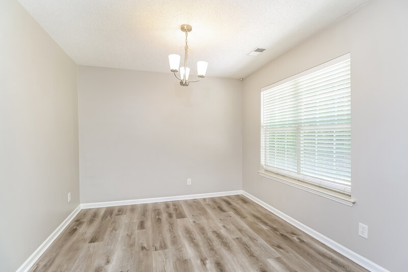 1,930/Mo, 2601 Clarencefield Drive Charlotte, NC 28216 Dining Room View