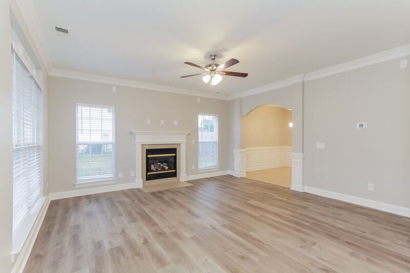 1,915/Mo, 4810 Samuel Richard St Kannapolis, NC 28083 Living Room View