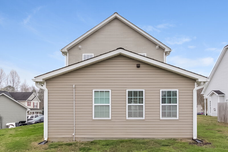 1,915/Mo, 4810 Samuel Richard St Kannapolis, NC 28083 Rear View