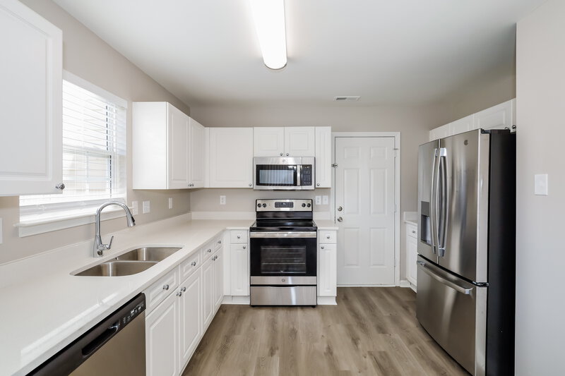 1,660/Mo, 9422 Isaac Hunter Dr Charlotte, NC 28214 Kitchen View