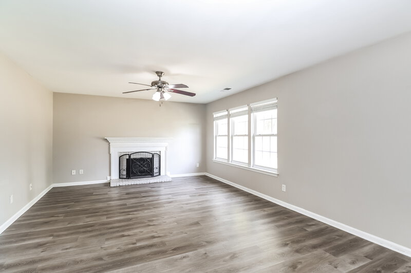 1,935/Mo, 9735 Baxter Caldwell Dr Charlotte, NC 28213 Family Room View