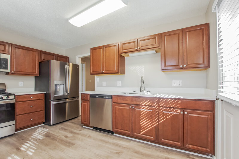 2,040/Mo, 4813 Shea Ct Monroe, NC 28110 Kitchen View 3