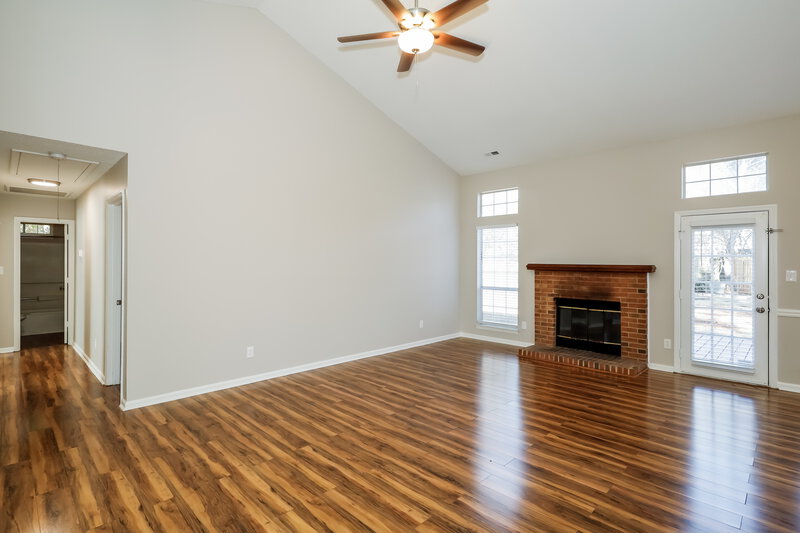 2,115/Mo, 2518 Bushy Pine Ct Charlotte, NC 28273 Living Room View