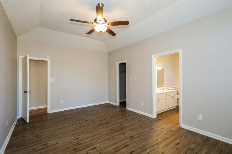 2,115/Mo, 2518 Bushy Pine Ct Charlotte, NC 28273 Main Bedroom View 2