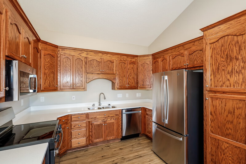 1,740/Mo, 636 Summey Farm Dr Dallas, NC 28034 Kitchen View