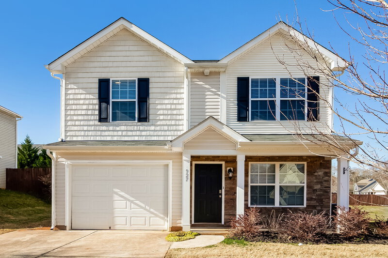 1,865/Mo, 927 River Trail Rd Lowell, NC 28098 External View