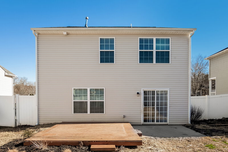 1,865/Mo, 927 River Trail Rd Lowell, NC 28098 Rear View