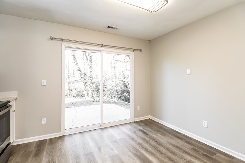 1,830/Mo, 6516 Lynmont Dr Charlotte, NC 28212 Dining Room View
