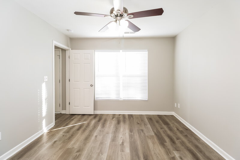 1,830/Mo, 6516 Lynmont Dr Charlotte, NC 28212 Main Bedroom View