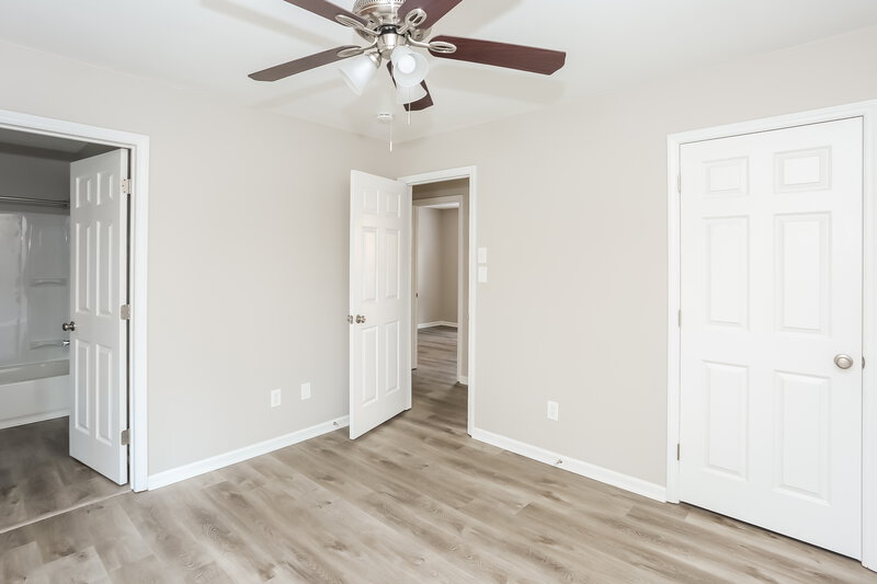 2,015/Mo, 8428 Rittenhouse Cir Charlotte, NC 28270 Main Bedroom View