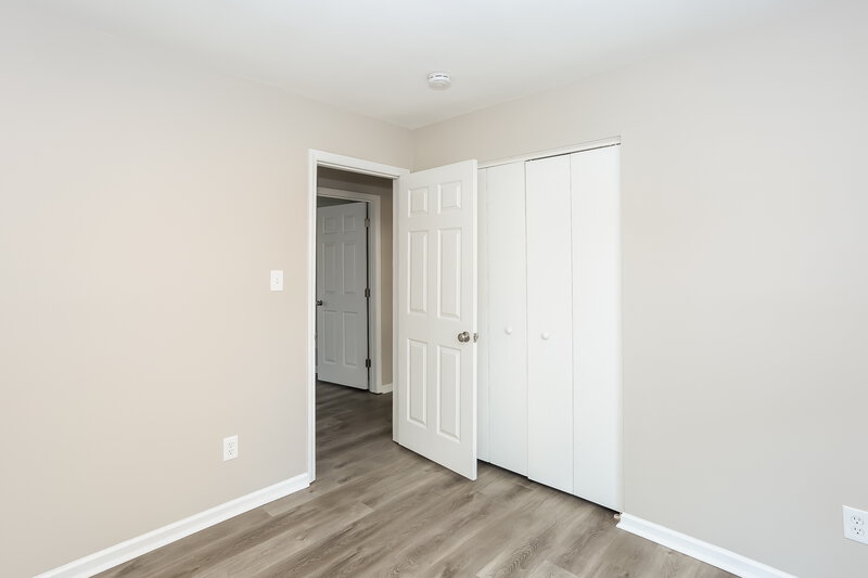 2,015/Mo, 8428 Rittenhouse Cir Charlotte, NC 28270 Bedroom View 5