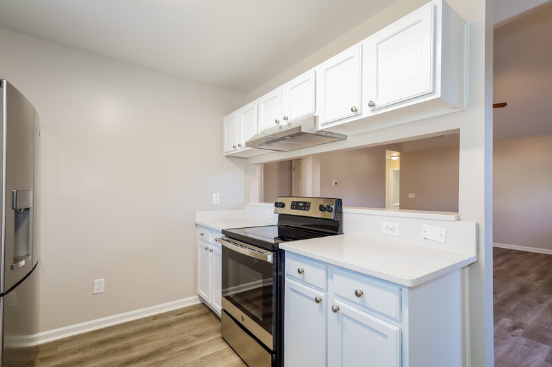 1,715/Mo, 1919 Bromwich Rd Charlotte, NC 28208 Kitchen View