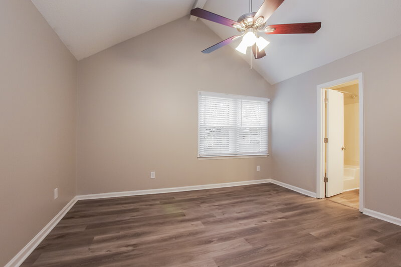 1,775/Mo, 2816 Royal Ridge Ln Charlotte, NC 28212 Main Bedroom View