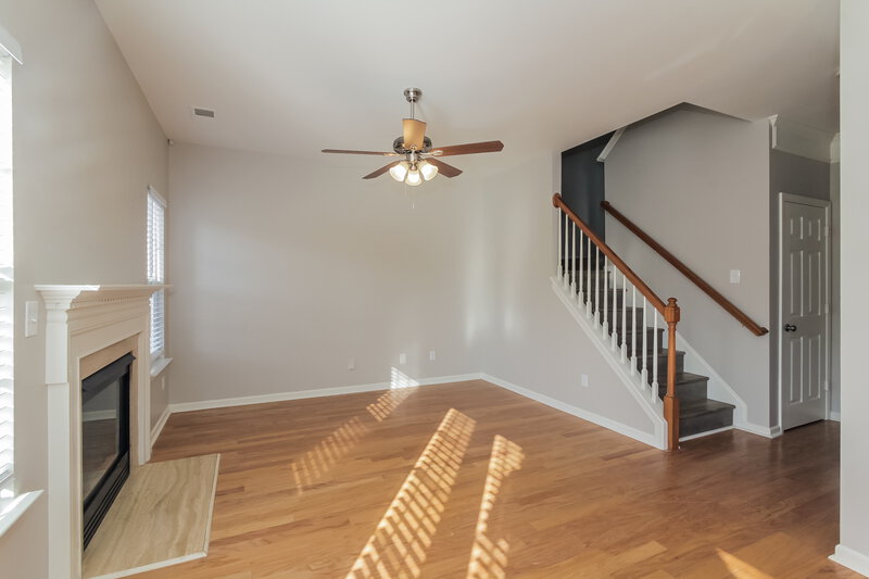 2,050/Mo, 1014 Sparrow Valley Way Charlotte, NC 28214 Living Room View 2