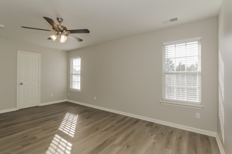 2,050/Mo, 1014 Sparrow Valley Way Charlotte, NC 28214 Main Bedroom View 2