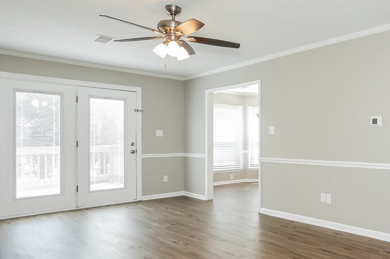 2,035/Mo, 1579 Hoffman Rd Gastonia, NC 28054 Living Room View 2