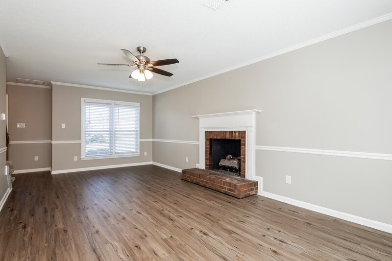 2,035/Mo, 1579 Hoffman Rd Gastonia, NC 28054 Living Room View 3