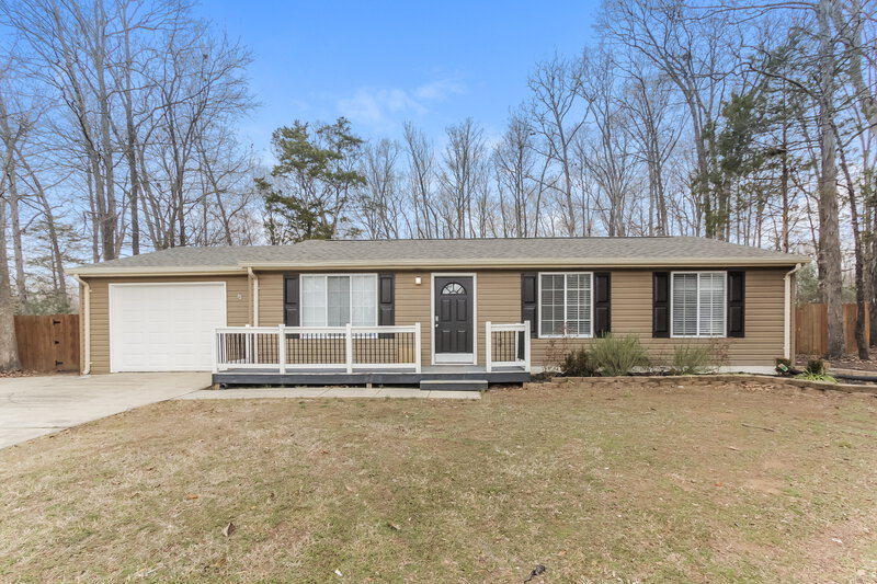 1,940/Mo, 2400 Parkhighland Ct Charlotte, NC 28273 External View