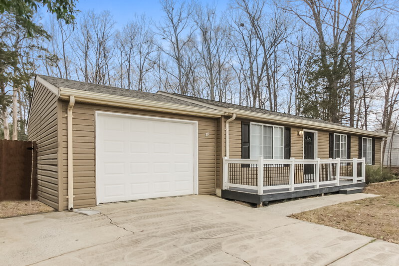 1,940/Mo, 2400 Parkhighland Ct Charlotte, NC 28273 Misc View 2