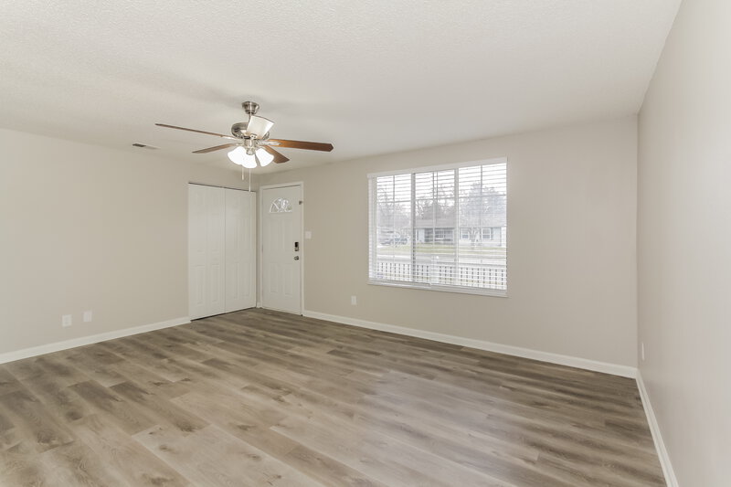 1,940/Mo, 2400 Parkhighland Ct Charlotte, NC 28273 Misc View 4