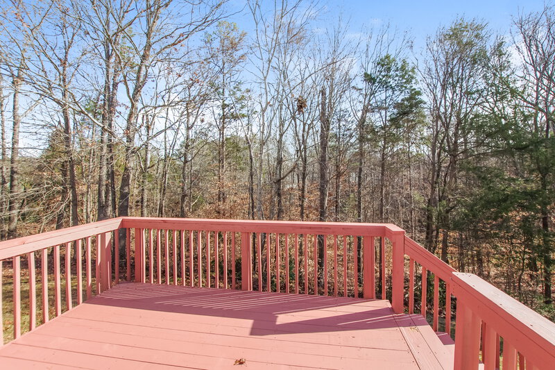 2,030/Mo, 8416 Bristol Ford Pl Charlotte, NC 28215 Deck View