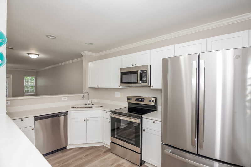 2,075/Mo, 10552 English Setter Way Charlotte, NC 28269 Kitchen View 2