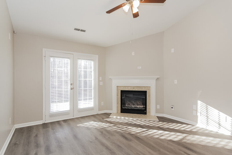 1,680/Mo, 14335 O Casey Ln Charlotte, NC 28213 Living Room View
