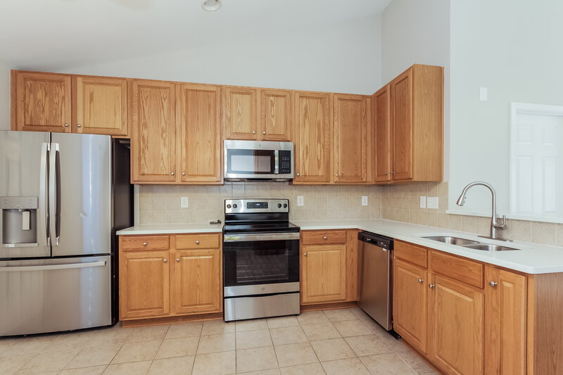 1,680/Mo, 14335 O Casey Ln Charlotte, NC 28213 Kitchen View