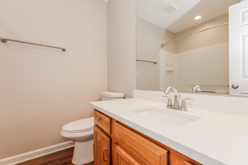 2,455/Mo, 8927 Scotch Heather Way Charlotte, NC 28277 Bathroom View
