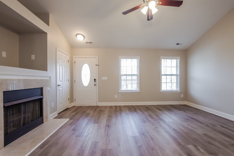 1,875/Mo, 2302 Larkspur Ln Wingate, NC 28174 Living Room View
