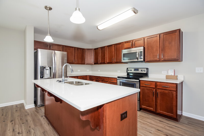 1,775/Mo, 839 Sherman St Gastonia, NC 28052 Kitchen View 2