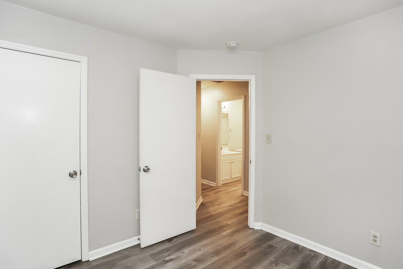 1,840/Mo, 8338 Houndstooth Dr Charlotte, NC 28227 Bedroom View 2
