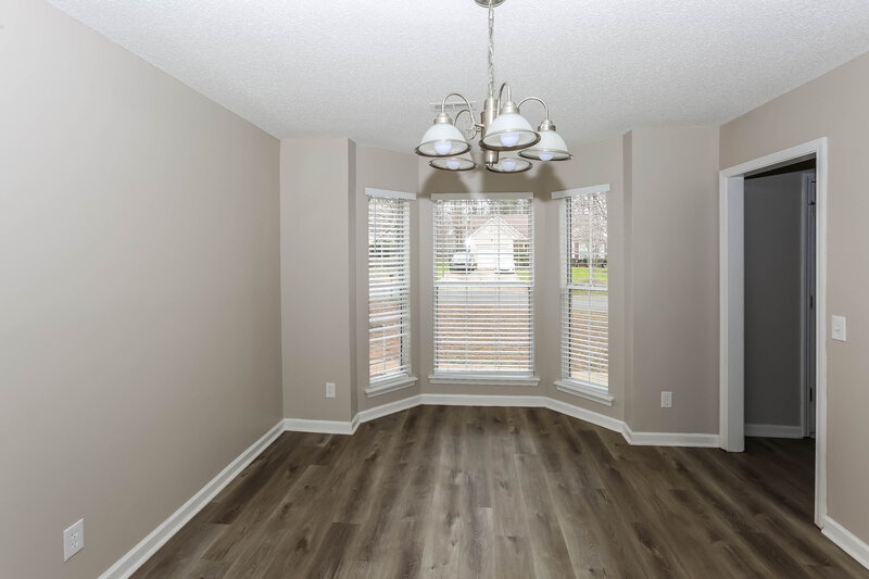 1,935/Mo, 7120 Spandril Ln Charlotte, NC 28215 Dining Room View