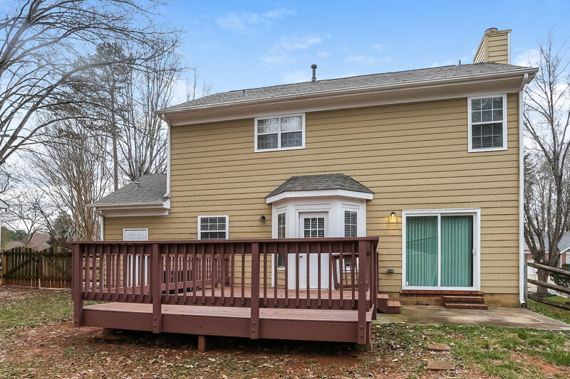 1,935/Mo, 7120 Spandril Ln Charlotte, NC 28215 Rear View 2