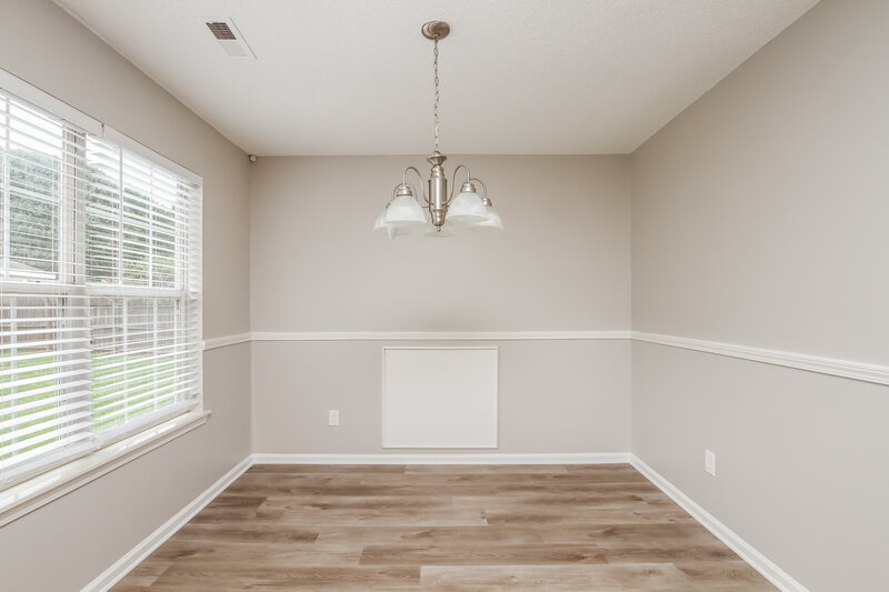 1,910/Mo, 8809 Little Hampton Pl Charlotte, NC 28215 Dining Room View