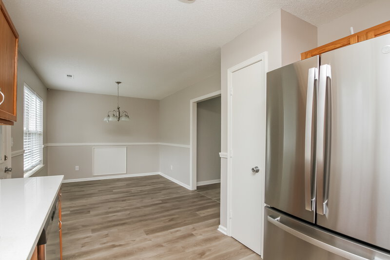 1,910/Mo, 8809 Little Hampton Pl Charlotte, NC 28215 Kitchen View 2