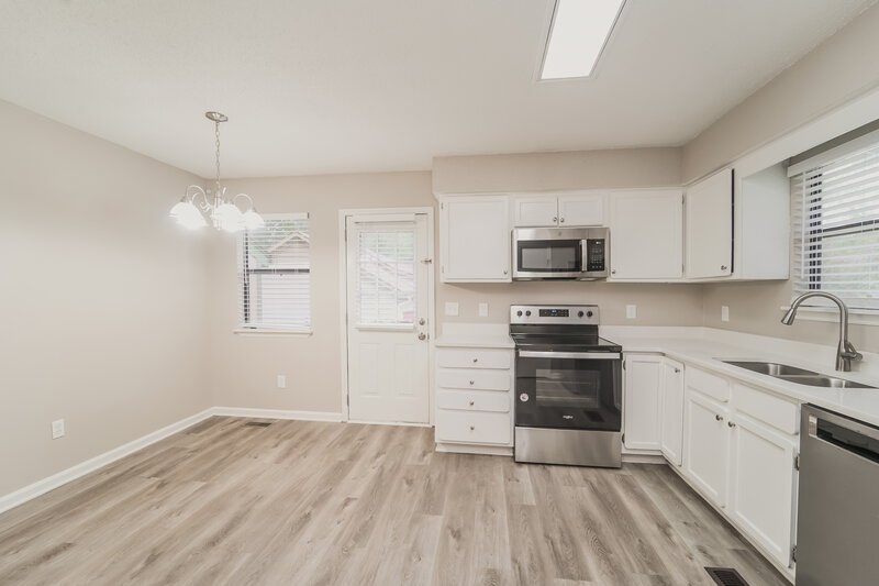 1,755/Mo, 6706 Santa Maria Ln Charlotte, NC 28227 Kitchen View