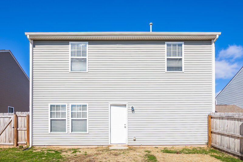 1,935/Mo, 1139 Blue Topaz Dr Dallas, NC 28034 Rear View