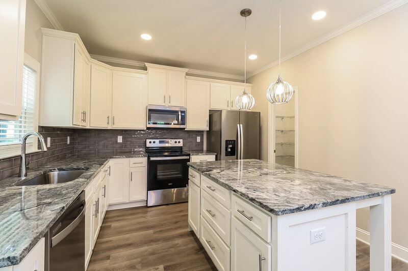 2,290/Mo, 2220 Moose Rd Kannapolis, NC 28083 Kitchen View